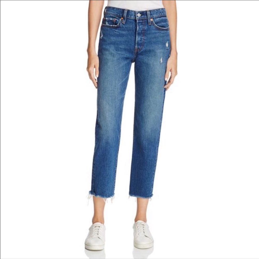 Levi’s wedgie straight in lasting impression